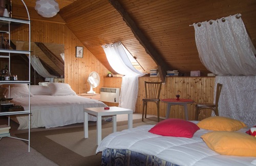 Berric House | Large gîte for groups of friends or large families