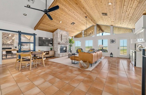 Spicewood House | Large Group Fave - Huge Patios, BBQ Grill, Views