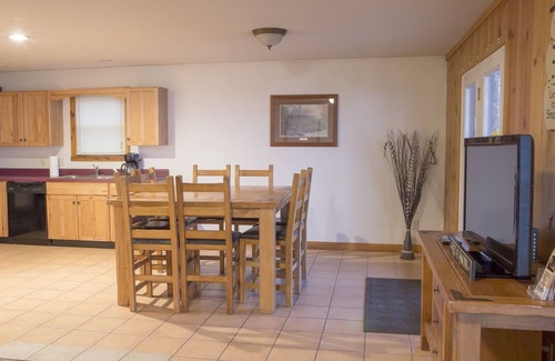 Ghent Ski Chalet | Large Group Space Slopeside at Winterplace Ski Resort