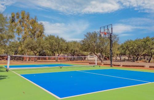 Tanque Verde House | Large Groups Solana Spanish Villas 5 Acre Estate
