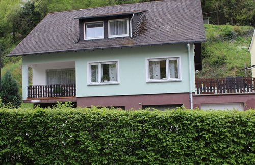 Beilstein House | Large holiday home near the historic center and the ruins of Metternich