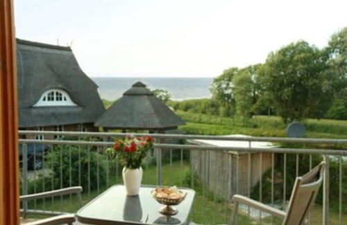 Boergerende-Rethwisch House | Large house with 3 apartments, sea view and garden