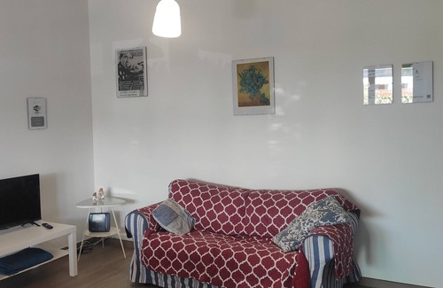 Cologna Spiaggia Apartment | Large garden within walking distance of the sea! Home for families with pets