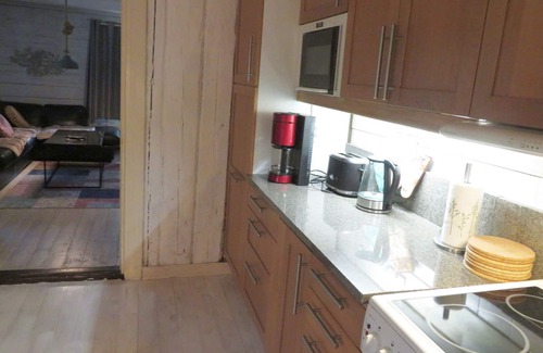 Lonashult House | Large Lake House with Boat at Lake Asnen Fast Fiber Internet 3 Bedrooms Pets OK