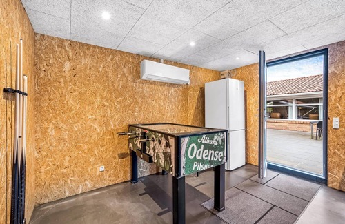 Lodbjerg Hede Cottage | Large pool house with activity room - 1014