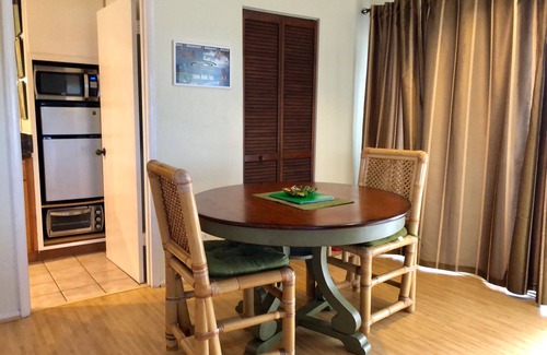 Enchanted Lake Apartment | Large & Private 1B/1B studio, fixed rate, 30-day lease, short term available.