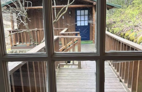 Mount Ida Cabin | Large private & beautiful home on Lake Ouachita - Perfect for large gatherings!