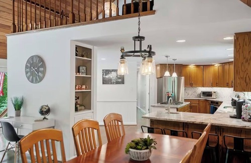 Basye House | Large updated home with Game Room, Theater, hot tub and fire pit on Bryce Resort