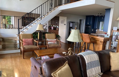 Roaring Gap Ski Chalet | Large Vacation Rental Chalet Mountain Views 6 BR