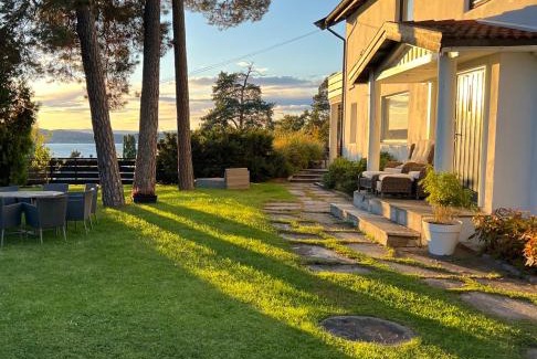 Oslo Villa | Large villa with garden and beautiful sea view