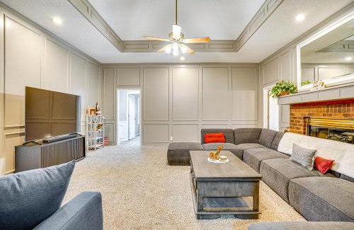 Alvarado House | Large Yard, Fire Pit and Games Grandview Haven!