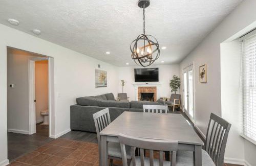 Mason House | Lark Meadow Retreat Sleeps 10