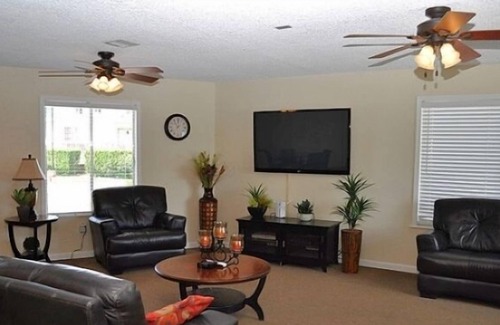 Sunrise Manor Cabin | Las Vegas RV Resort
