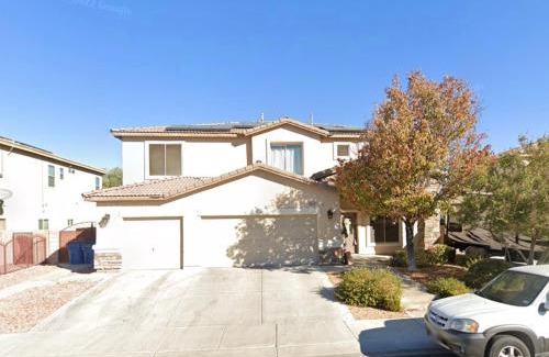 North Las Vegas House | LAS VEGAS SPACIOUS ROOM Close to Everything