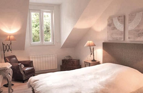 Beaucourt Bed & Breakfast | LaTerrasse, Château Fernand Japy