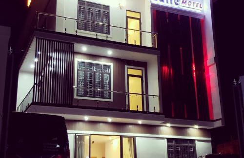 Quang Trach Hotel | Latte Motel
