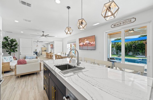 Avon By The Sea House | Launch Pad 5/4.5 with En Suites- Beach access