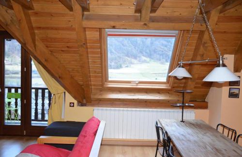 Bossost House | Laurit