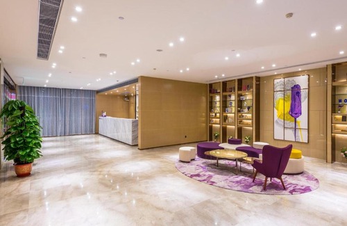Baiyun Hotel | Lavande Hotels·Foshan Zhoucun Ligang Road Xunfenggang Metro Station