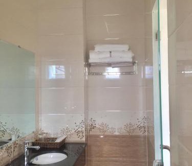 Dong Hoi Hotel | Lavender Hotel