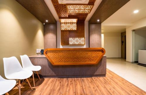 Kakkanad Hotel | Lavender Infopark Kochi