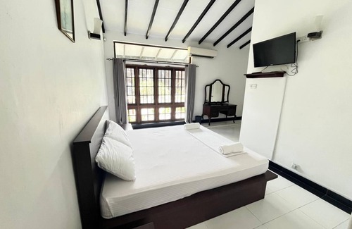 Mount Lavinia Bed & Breakfast | Lavinia Villa
