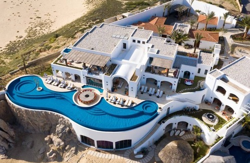 Pedregal Villa | Lavish Cabo Beach Estate with Chefs and Snow Room