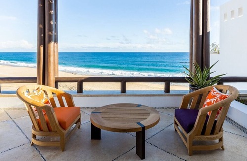 Pedregal Villa | Lavish Cabo Beach Estate with Chefs and Snow Room