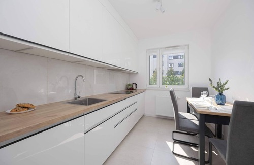 Warsaw Apartment | Lazurowa 15A | Warsaw | Charming Apartment | Parking Space | Garden