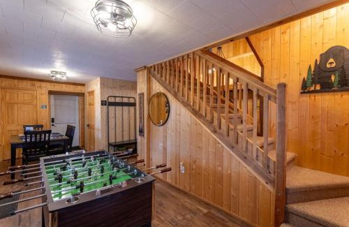 Meadow View Heights House | Lazy Bear Lodge New Spa Installed