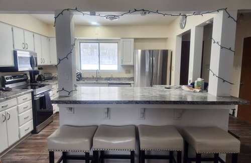 Fall River Cabin | Lazy Lake Retreat 3 bed 2 bath. Includes sauna, kayaks, paddle boards, hot tub.