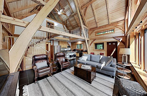 Franklin House | Lazy Lumberjack Grande