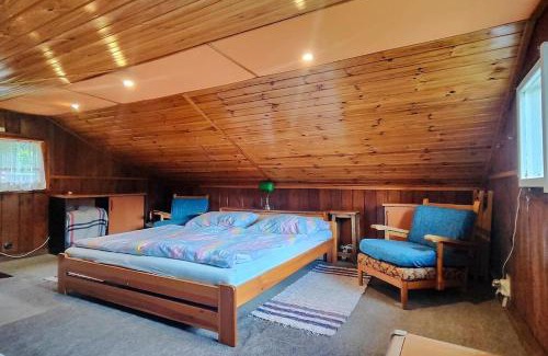 Cernosice House | Lazy River Hut
