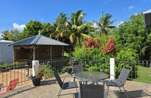 Port Louis Apartment | Lazy Tilapia