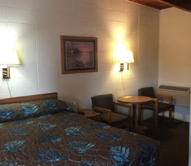 Rapid City Hotel | Lazy U Motel