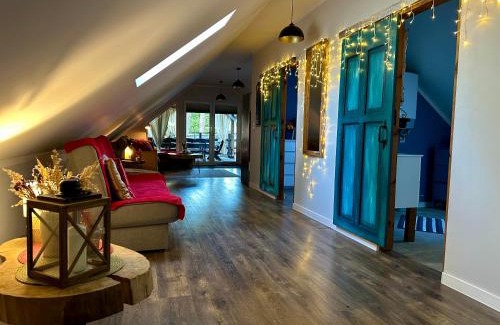 Sikorzyno Apartment | Leśniczówka na Kaszubach - Apartament do 12 osób, balia na wyłączność