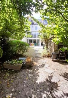 Chateauroux House | le 82 maison d architect 9 pers jardin wifi