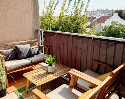 Troyes Apartment | Le Balcon des Marots - Proche centre-ville Troyes
