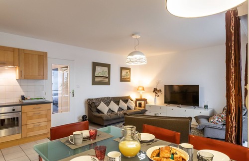 Alphonse Guerin Apartment | Le Bonnet Rouge - Appartement 2 chambres avec parking