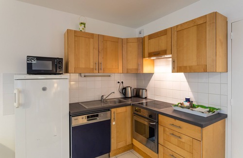 Alphonse Guerin Apartment | Le Bonnet Rouge - Appartement 2 chambres avec parking