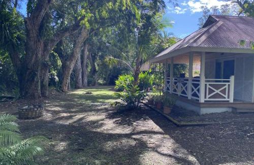 South Province Apartment | Le BUNGALOW CALEDONIEN DE SARRAMEA DEPAYSEMENT