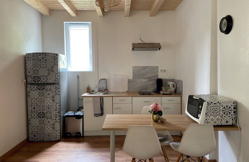 Riedisheim Apartment | Le Chêne: cosy little chalet near Mulhouse