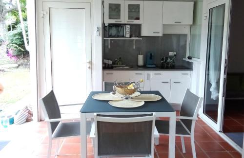 Anse des Rochers Apartment | Le Chacha Anse des Rochers