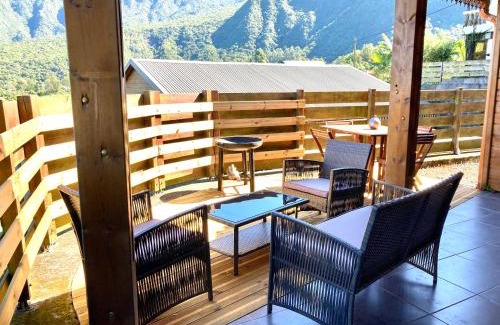 Saint-Louis Ski Chalet | Le Chalet de cyprès