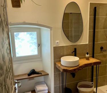 Saint-Sulpice-d'Excideuil Bed & Breakfast | Le Charme du Perigord - chambre & table d'hotes
