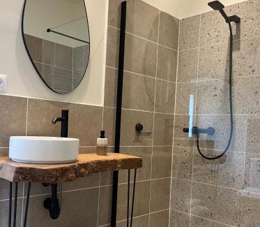 Saint-Sulpice-d'Excideuil Bed & Breakfast | Le Charme du Perigord - chambre & table d'hotes