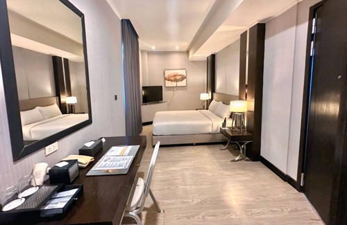 Olongapo Hotel | Le Charmé Suites