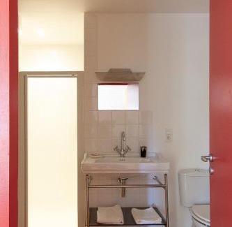Menerbes House | Le charme au centre du village