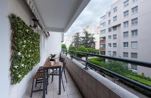 Gratte Ciel Apartment | Le cinquième ciel - 75m2 avec garage privé