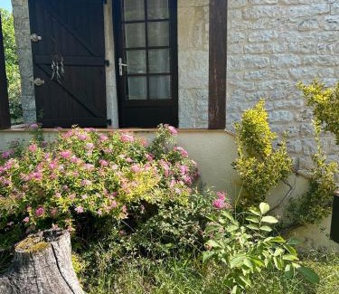 Montaigu-de-Quercy House | Le Clos des Fées